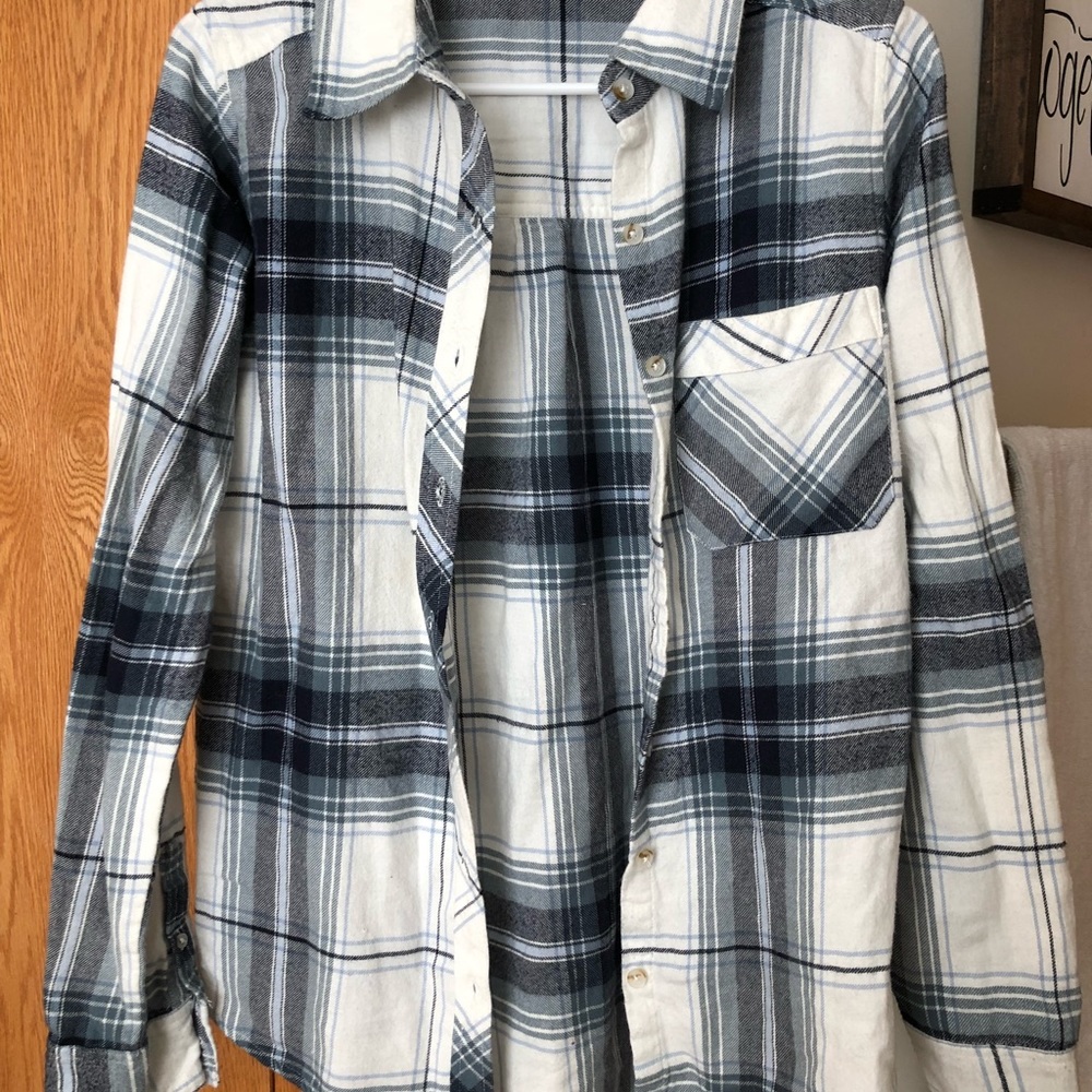 Flannel - Picture 1 of 3